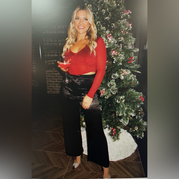 Elegant Black Women's Pants - Picture 1 of 3